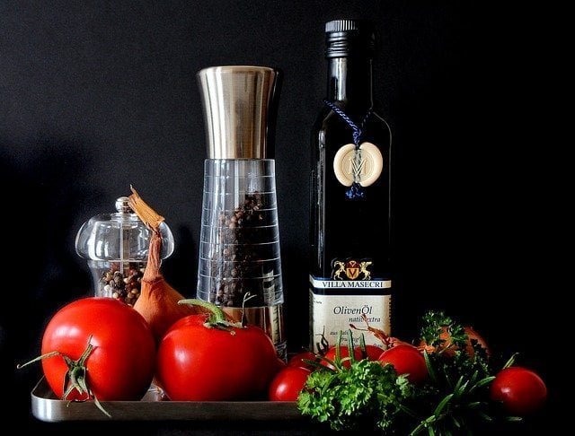 olive-oil-346997_640